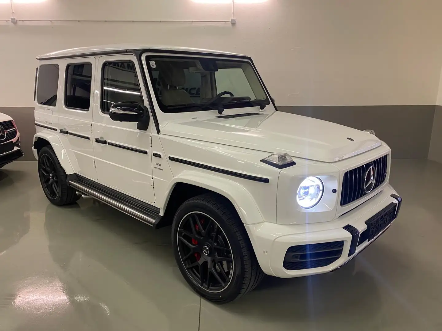 Mercedes-Benz G 63 AMG G 63 AMG Weiß - 2