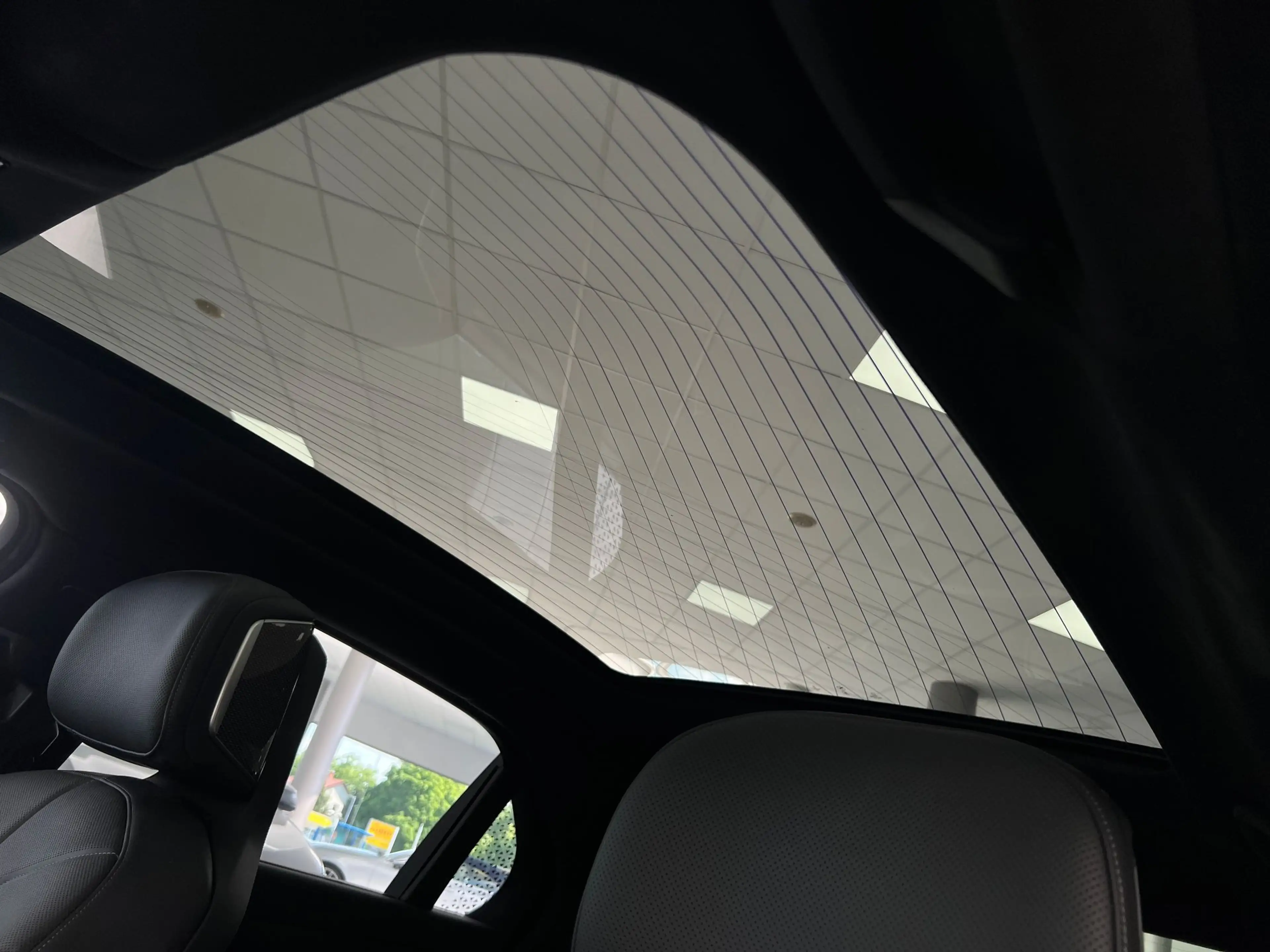 BMW i7 M70 xD*M-Perf*PANO-SKY*KRISTALL*A-TÜREN*B&W* — photo 9
