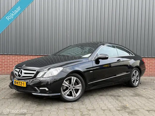 Mercedes-Benz E 350 Coupé E350 CGI Elegance Xenon Panorama Navi Leer N