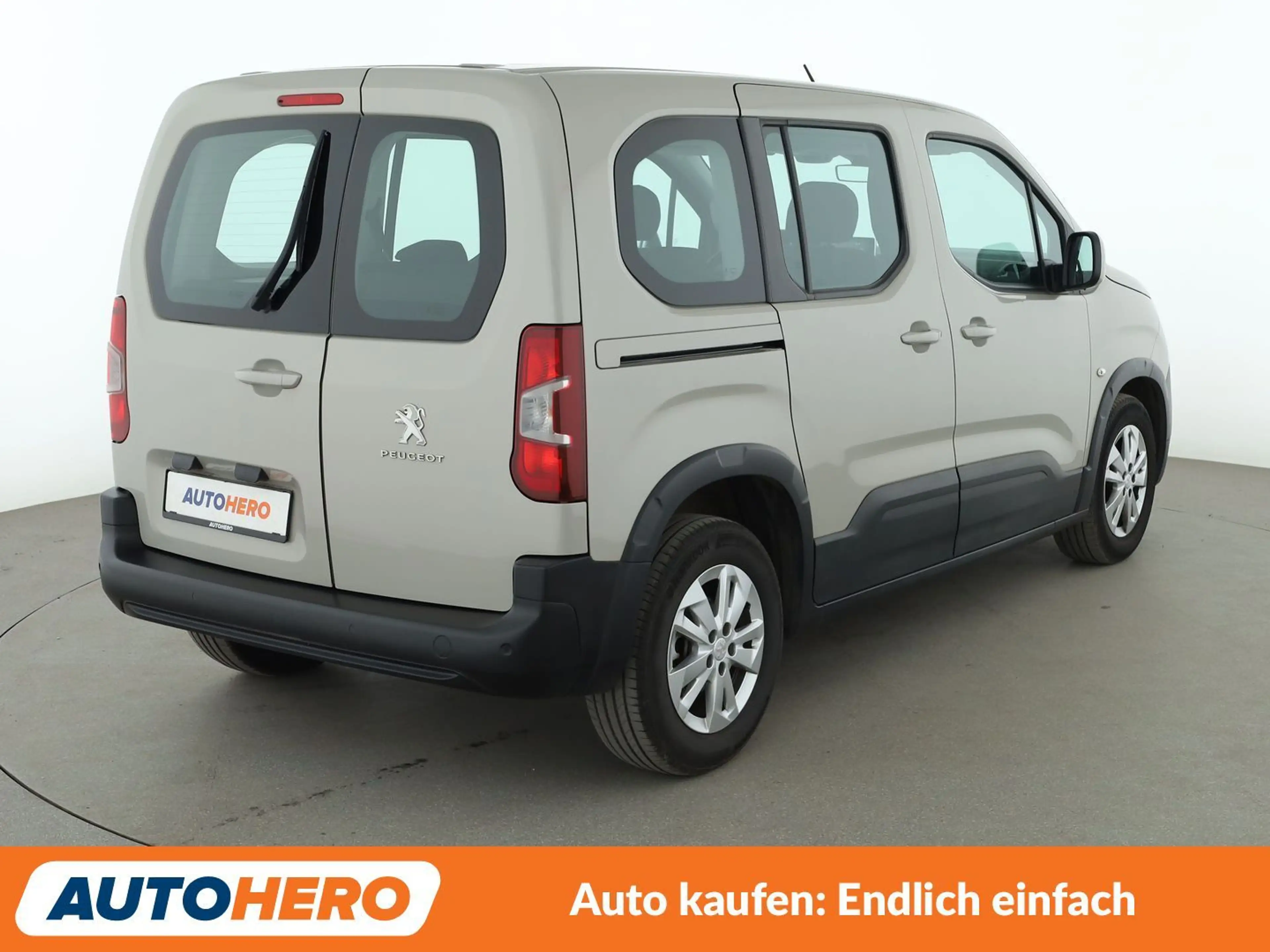 Peugeot Rifter 1.2 PureTech Active L1 Aut.*NAVI*SPUR*PDC*SHZ* — photo 6