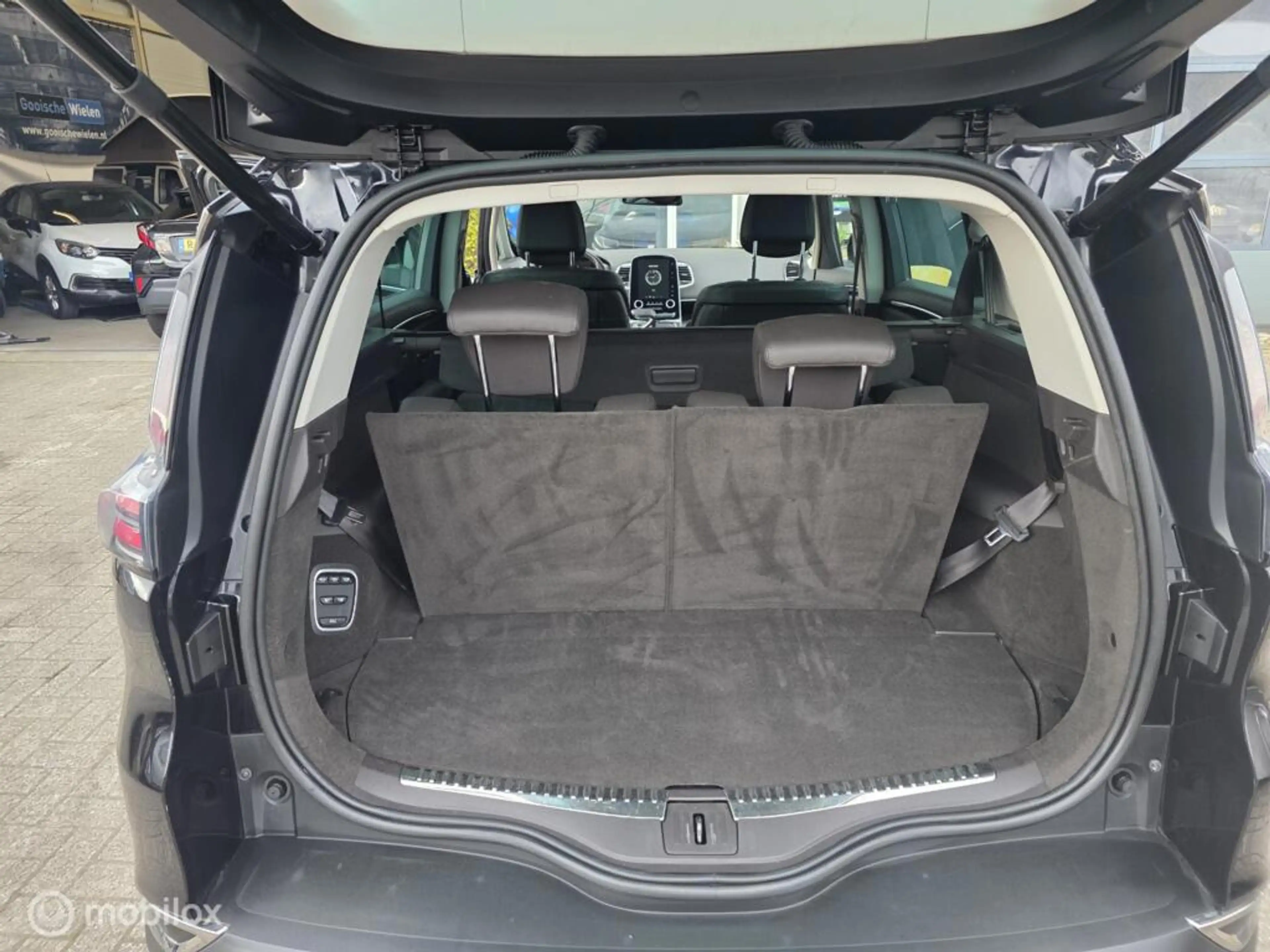 Renault Espace 1.6 TCe Dynamique 7p. — photo 10