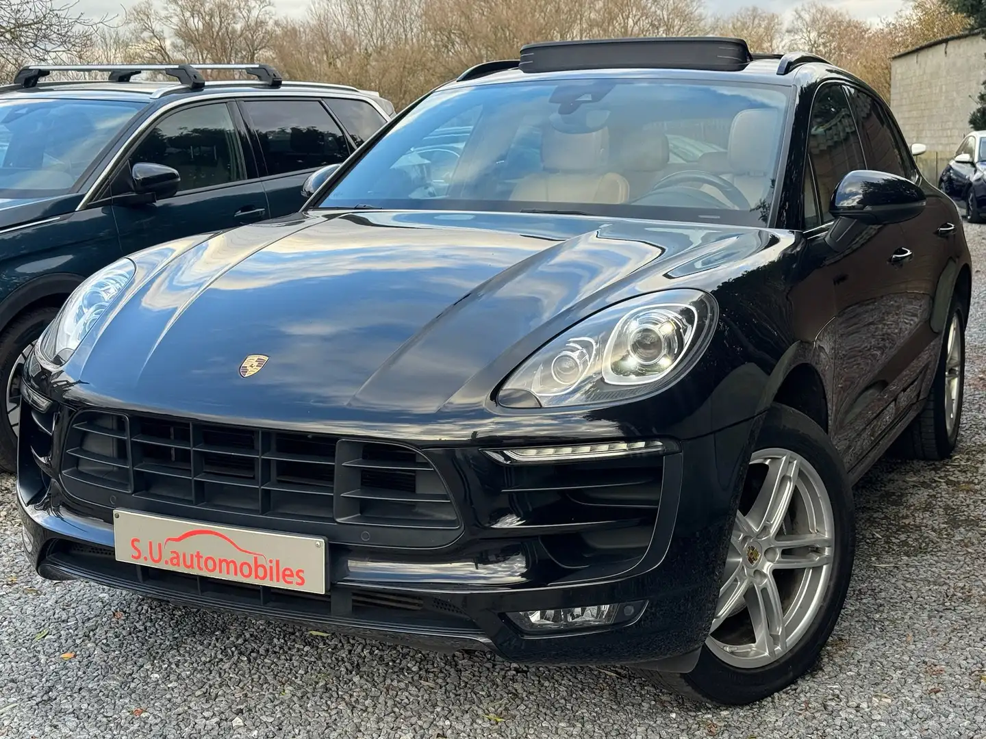 Porsche Macan 2.0 Turbo PDK Pano/Navi/Carplay/Memory Seat/GARANT Nero - 1