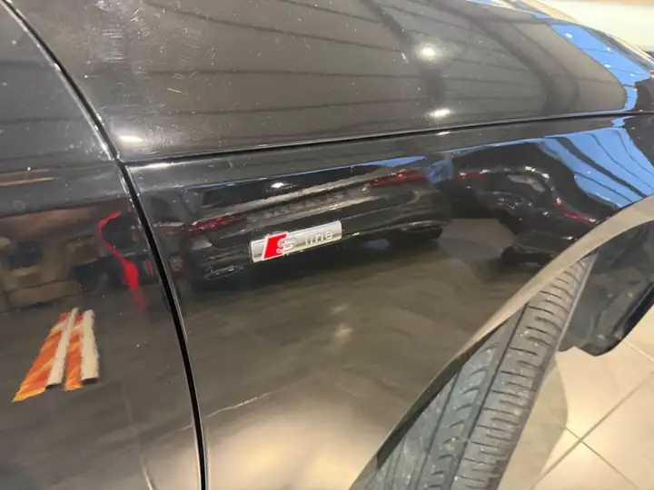 Audi A4 2.0 TDI S line edition 2018, foto 9