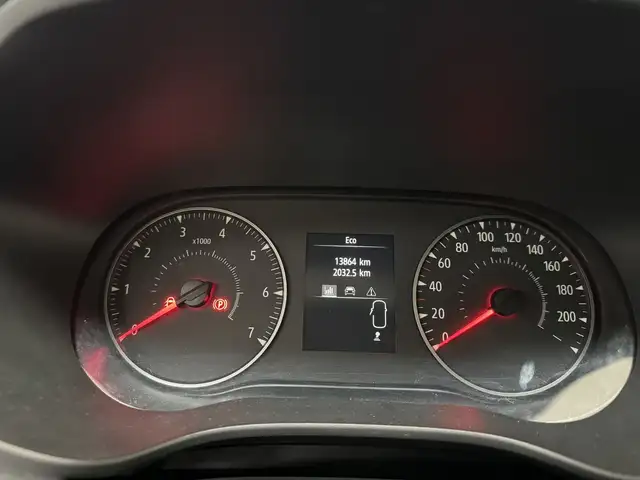 Dacia Sandero view 17