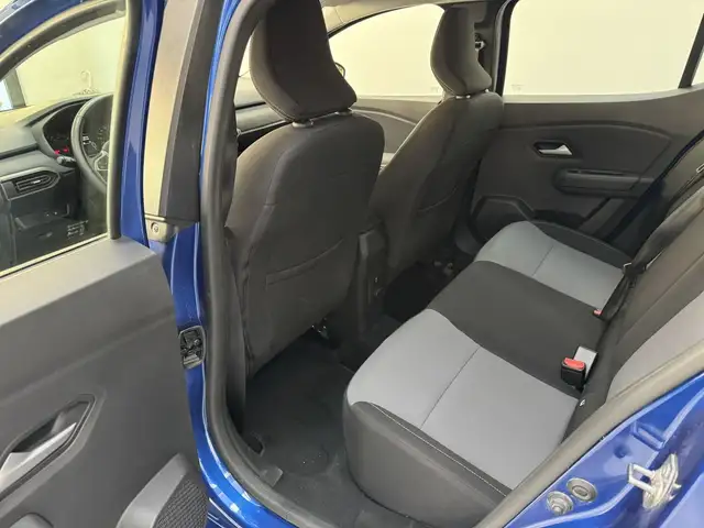 Dacia Sandero Stepway view 4