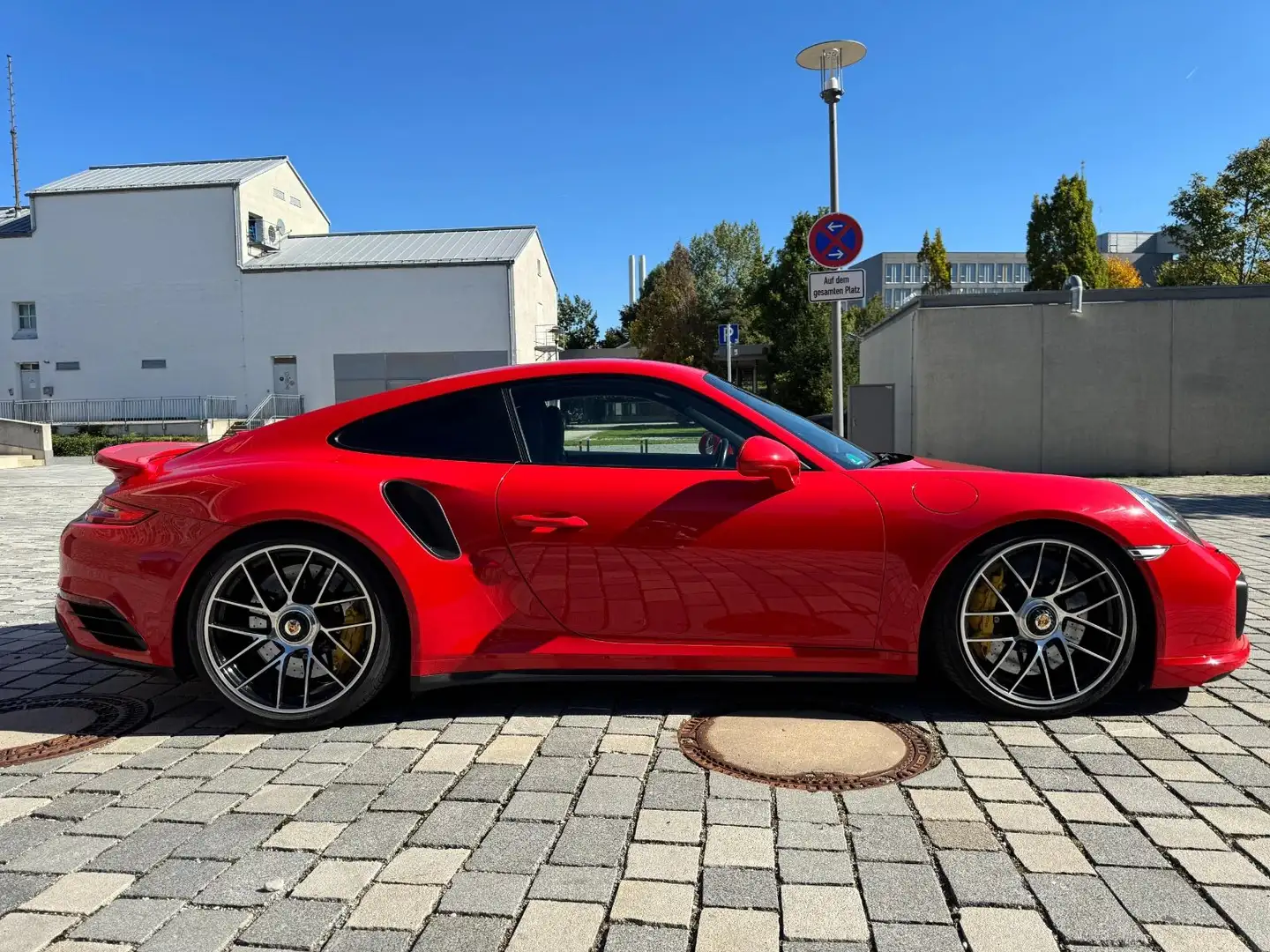 Porsche 991 .2 Turbo S Approved bis 10.2026 Rot - 2