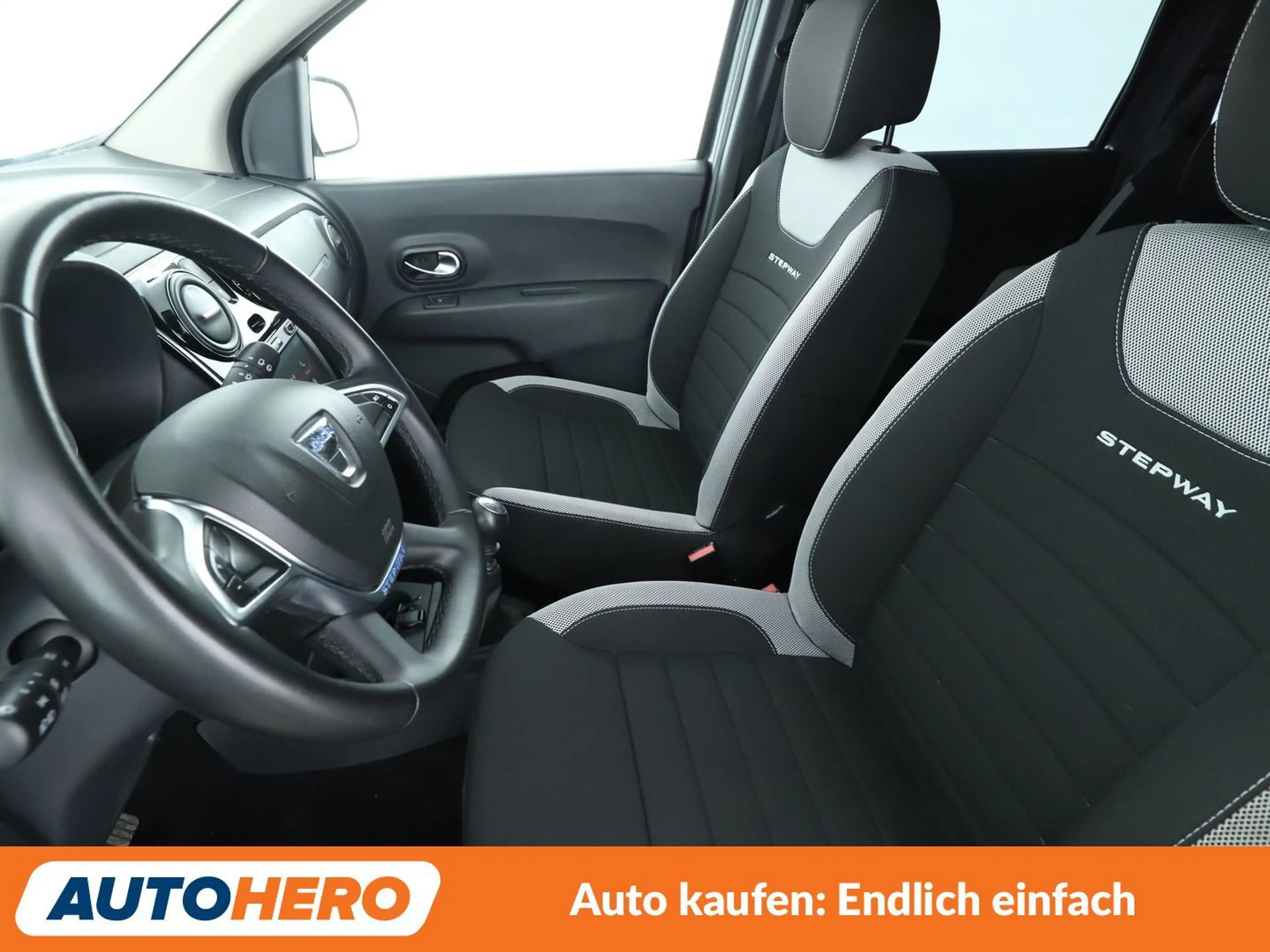Dacia Lodgy 1.5 Blue dCi Stepway Plus*NAVI*CAM*PDC*SHZ*TEMPO* — photo 10