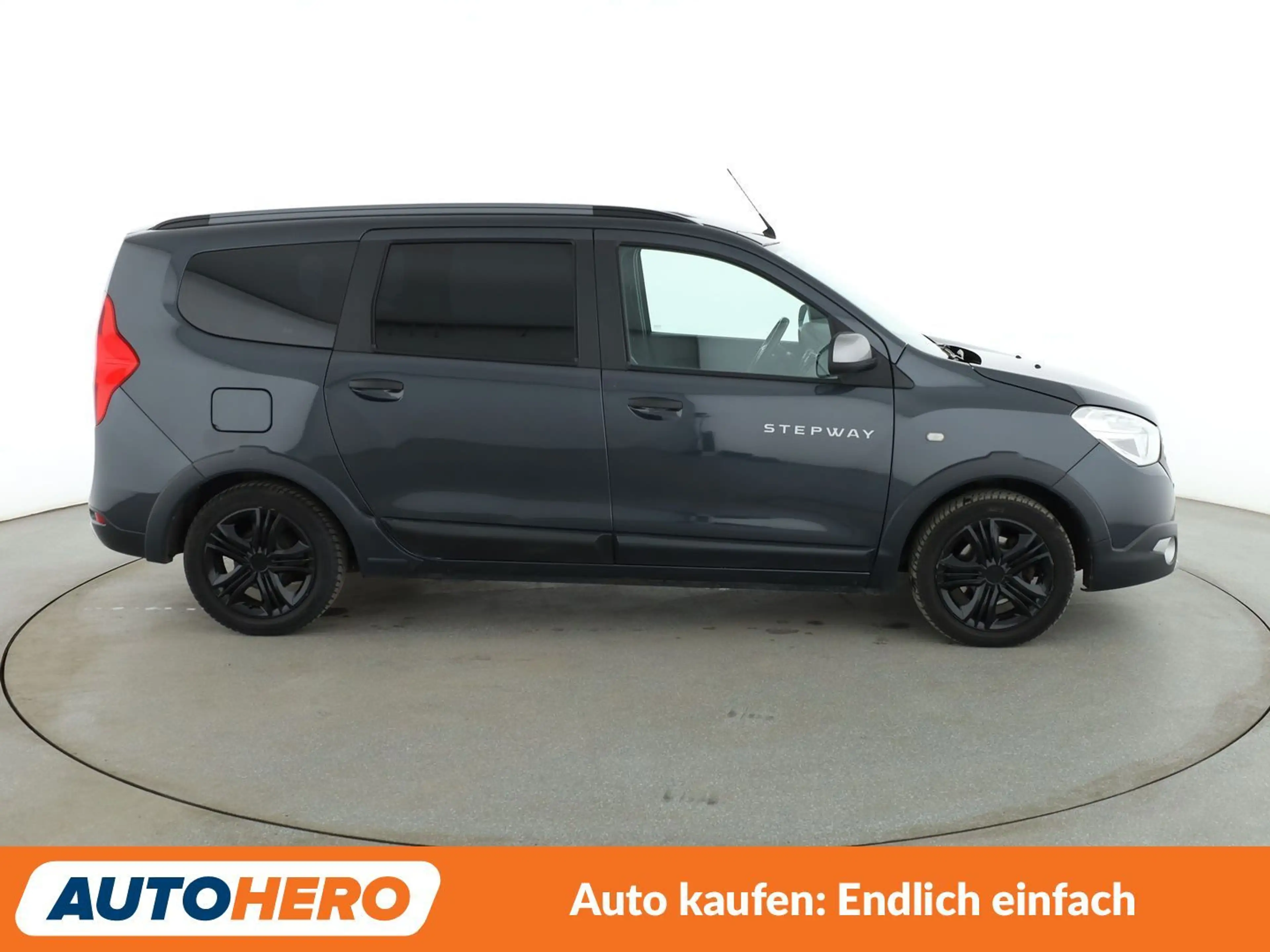 Dacia Lodgy 1.5 Blue dCi Stepway Plus*NAVI*CAM*PDC*SHZ*TEMPO* — photo 7