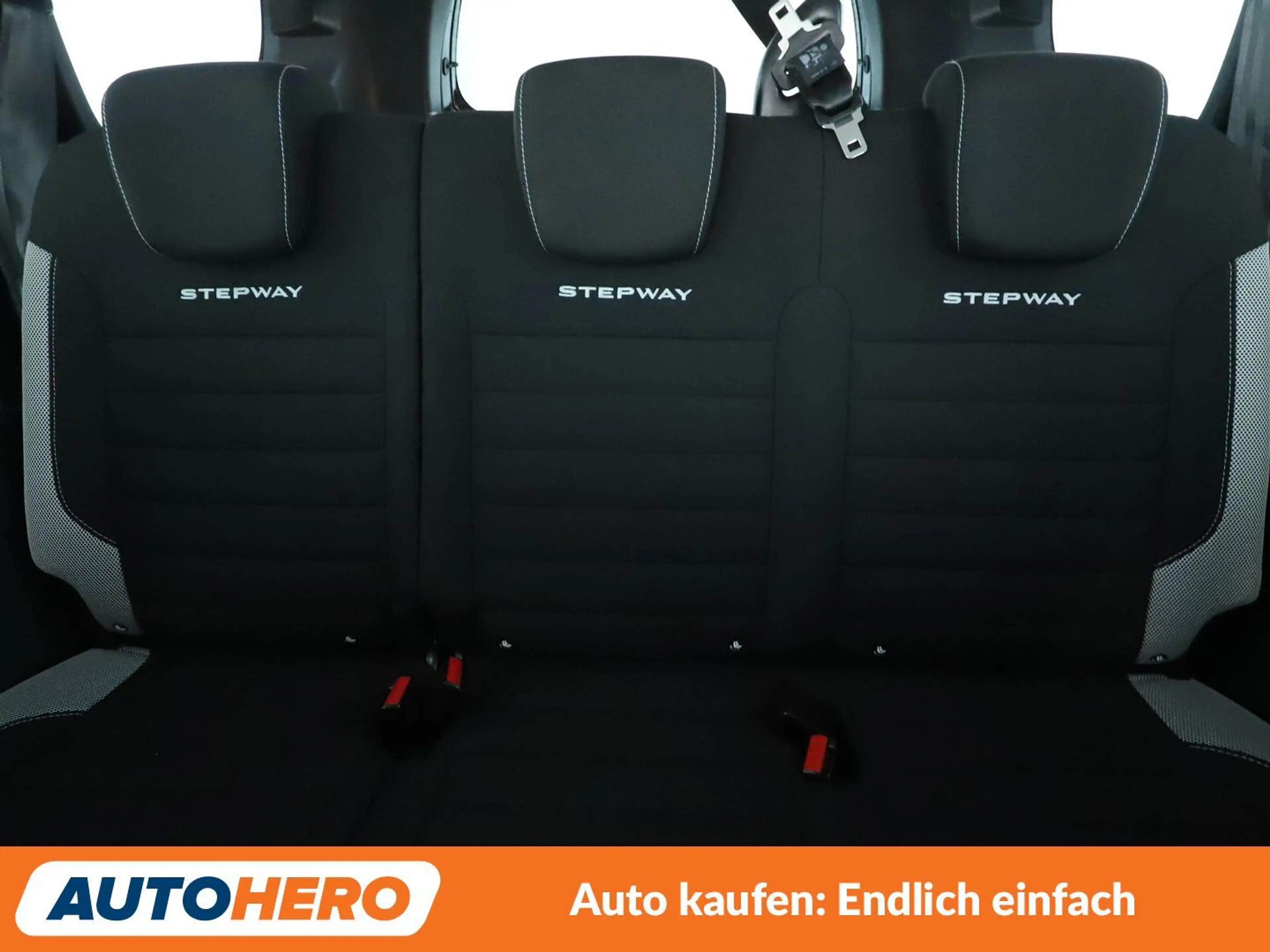 Dacia Lodgy 1.5 Blue dCi Stepway Plus*NAVI*CAM*PDC*SHZ*TEMPO* — photo 15