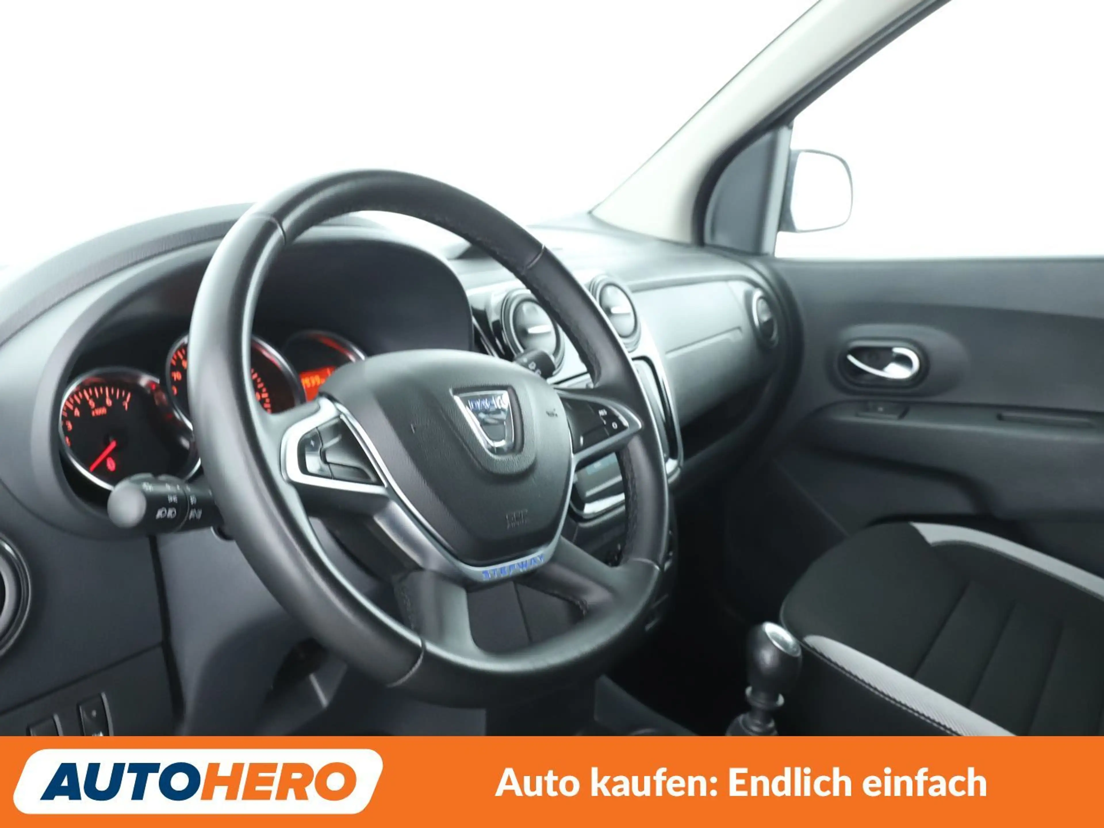 Dacia Lodgy 1.5 Blue dCi Stepway Plus*NAVI*CAM*PDC*SHZ*TEMPO* — photo 11