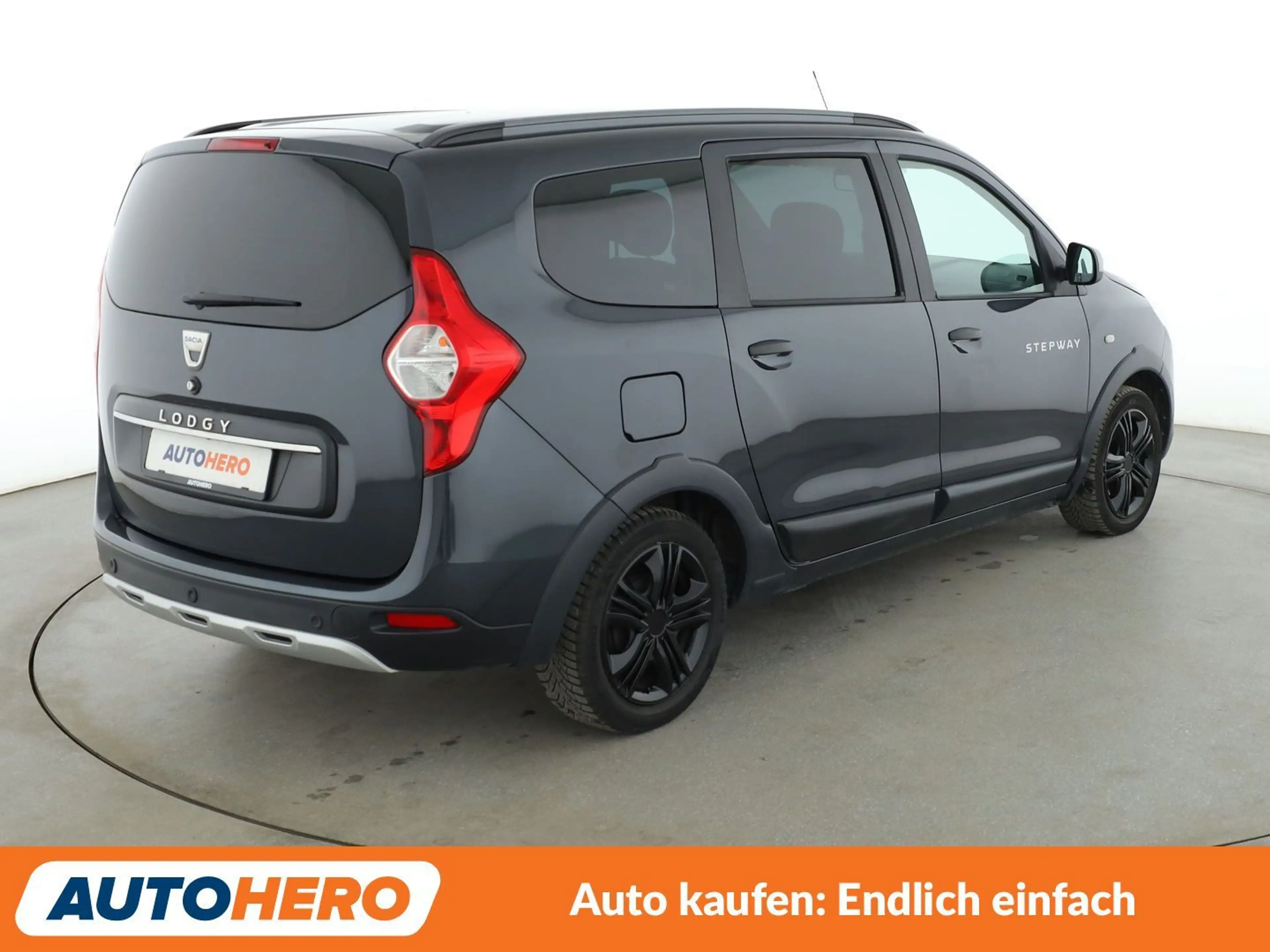 Dacia Lodgy 1.5 Blue dCi Stepway Plus*NAVI*CAM*PDC*SHZ*TEMPO* — photo 6