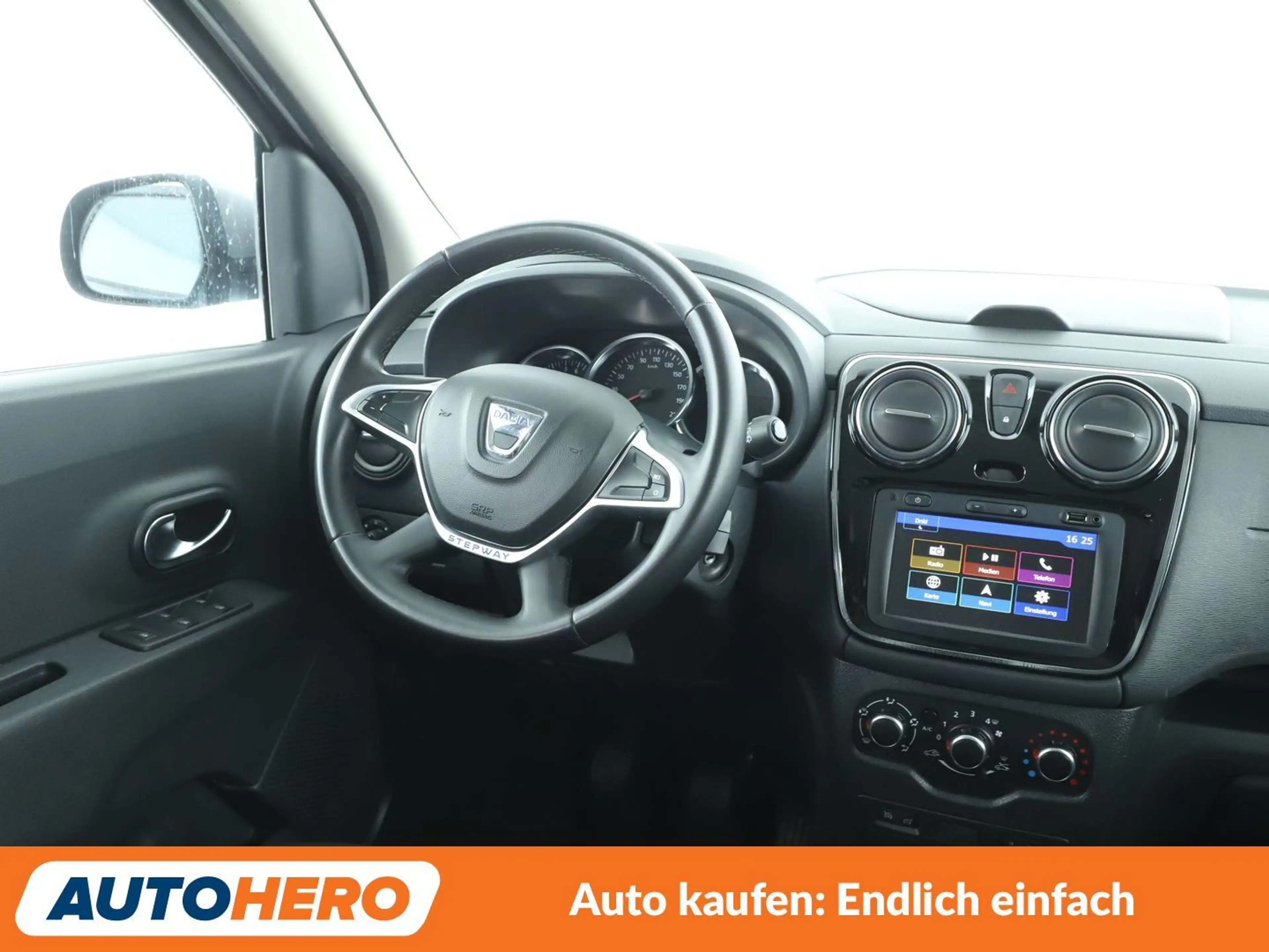 Dacia Lodgy 1.5 Blue dCi Stepway Plus*NAVI*CAM*PDC*SHZ*TEMPO* — photo 13