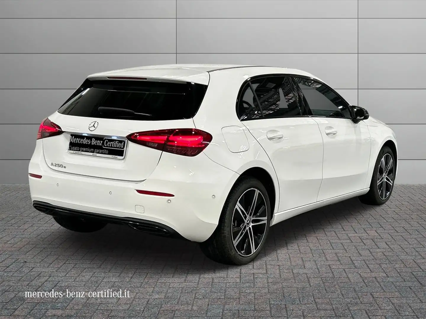 Mercedes-Benz A 250 e phev Progressive Advanced auto Bianco - 2