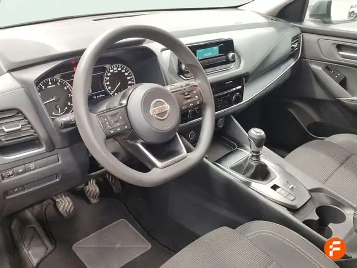 Nissan Qashqai DIG-T mHEV 4x2 Acenta (2021) 2022, foto 21