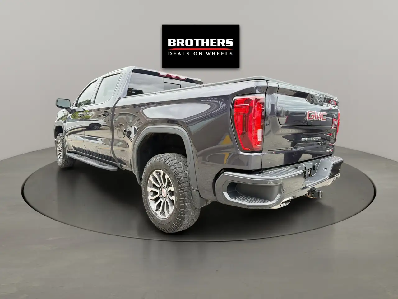 GMC Sierra 1500 снимка GMC Sierra 1500