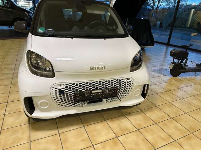 Imagine smart forTwo smart fortwo coupe electric drive coupe EQ