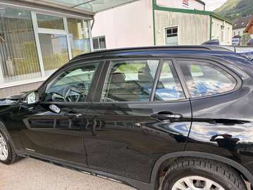 X1 xDrive18d Österreich Paket Österreich-Paket