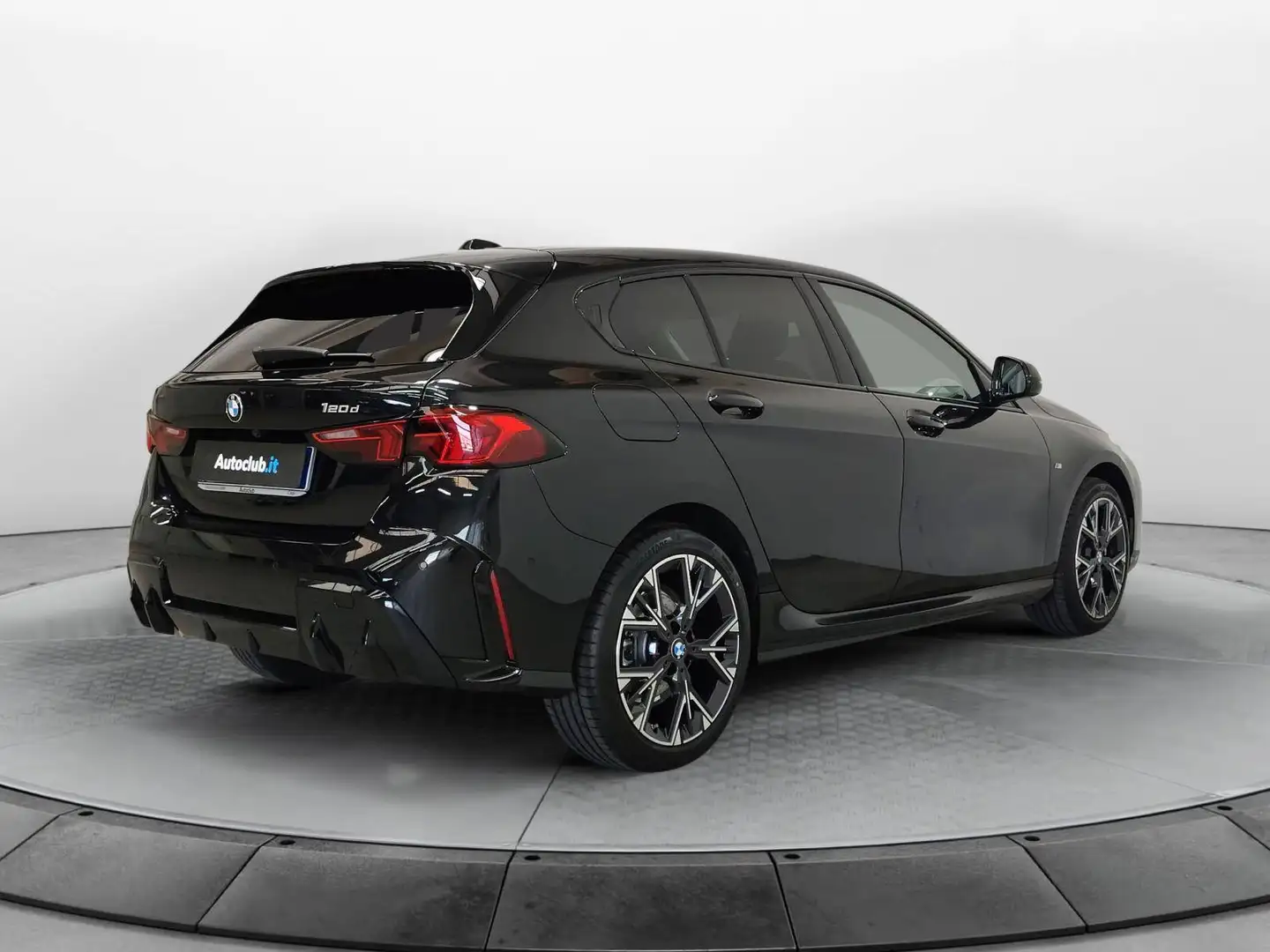 BMW 120 120d 48V MSport Design Zwart - 2