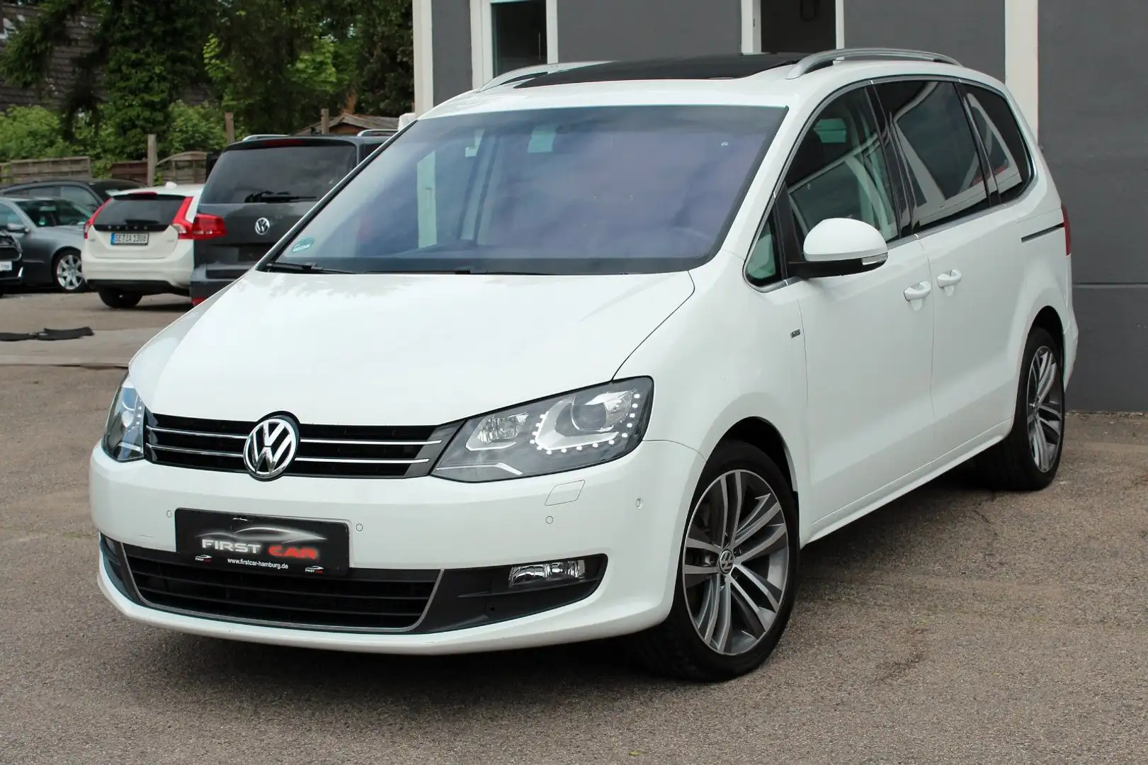 Volkswagen Sharan 2.0 TDI Cup BMT 7-Sitzer|PANO|AHK|1-HAND| Weiß - 1