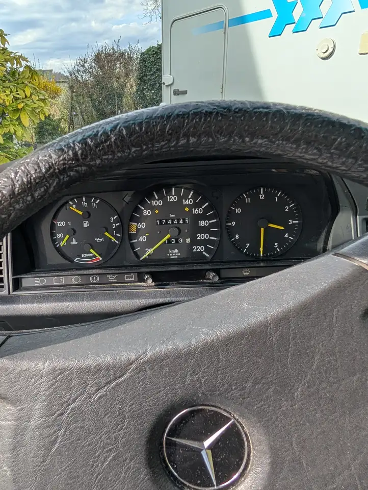 Mercedes-Benz 190, foto 3