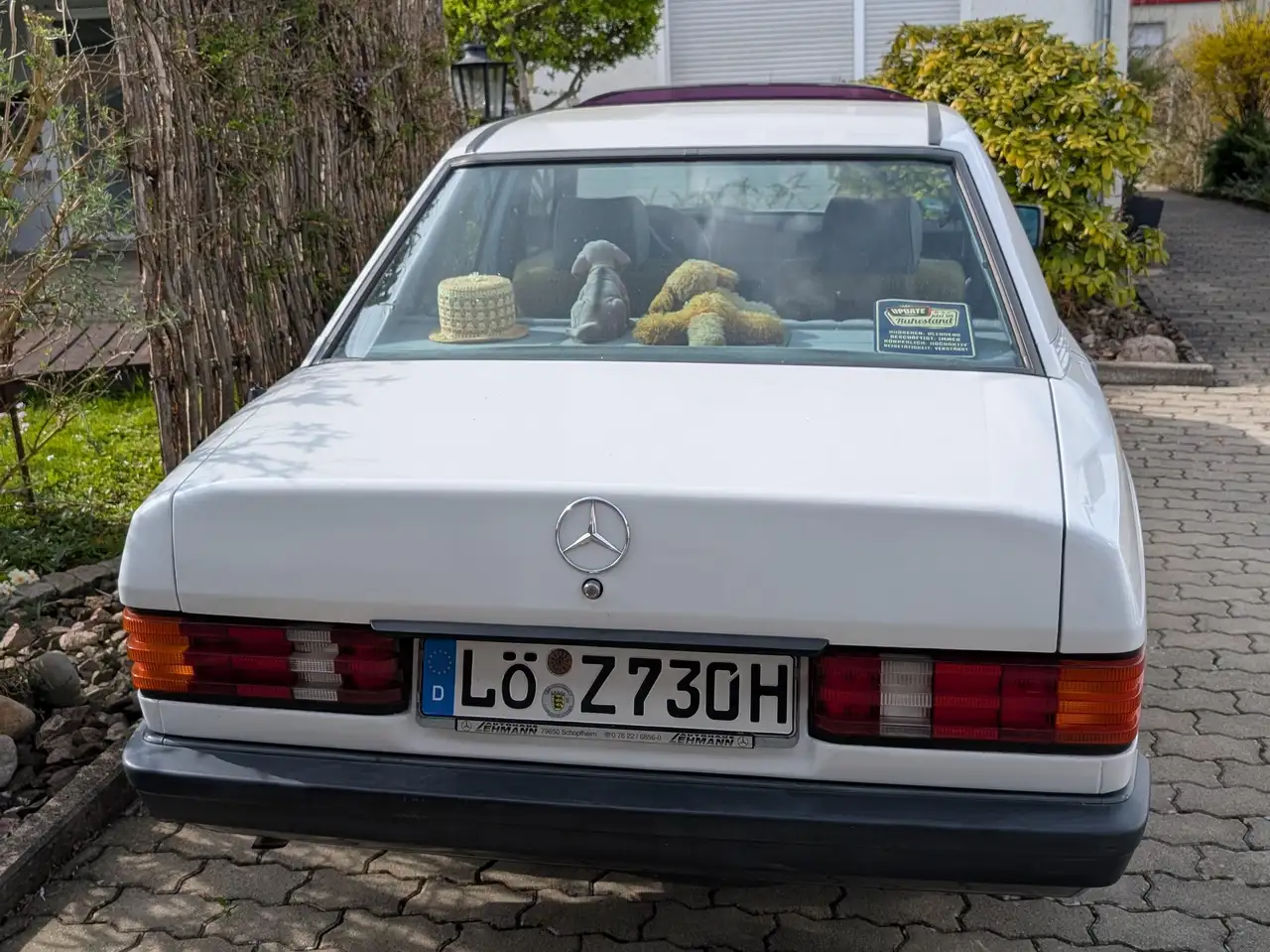 Mercedes-Benz 190, foto 1