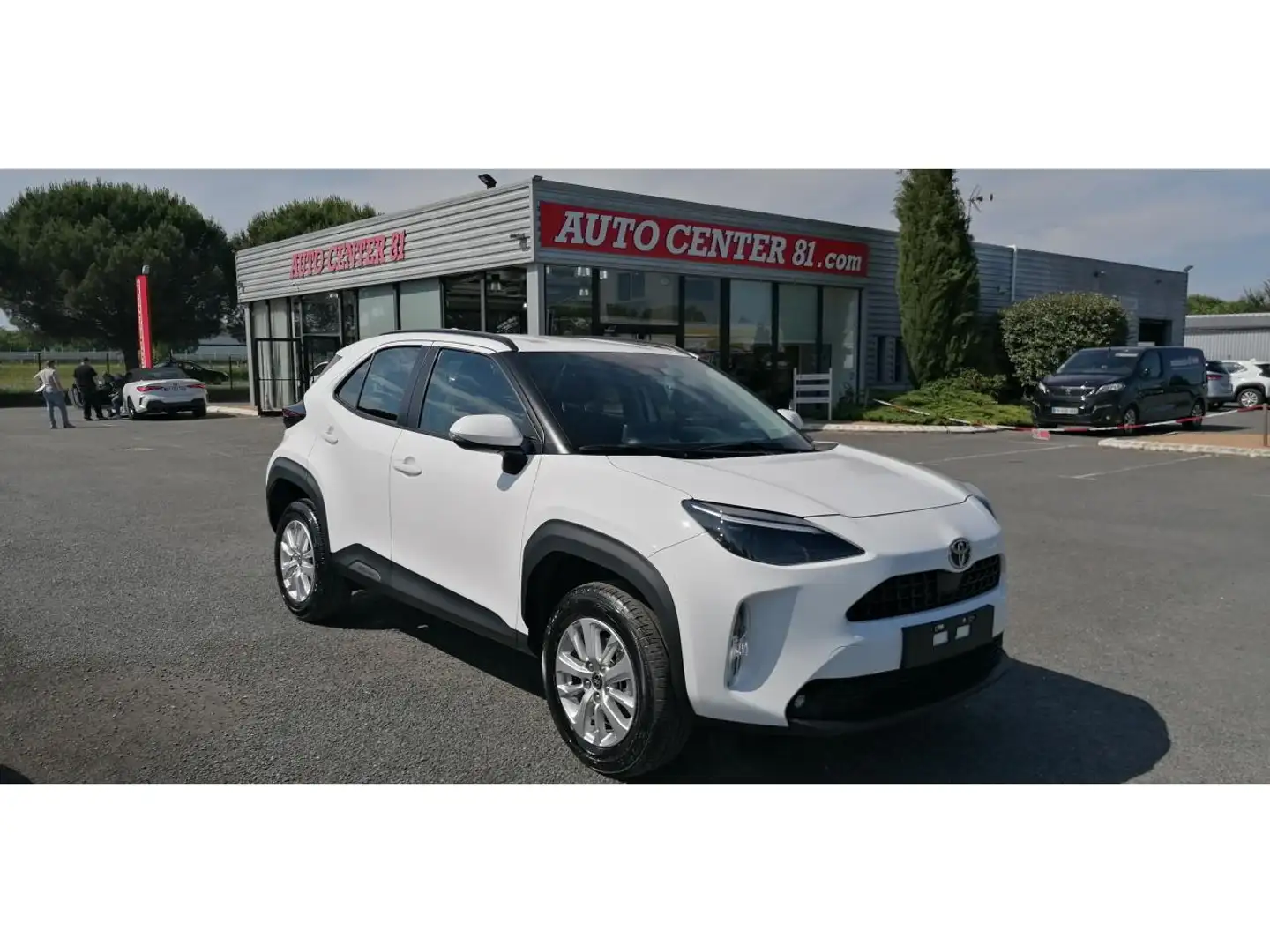 Toyota Yaris Cross Hybrid 116h CVT Dynamic Weiß - 1