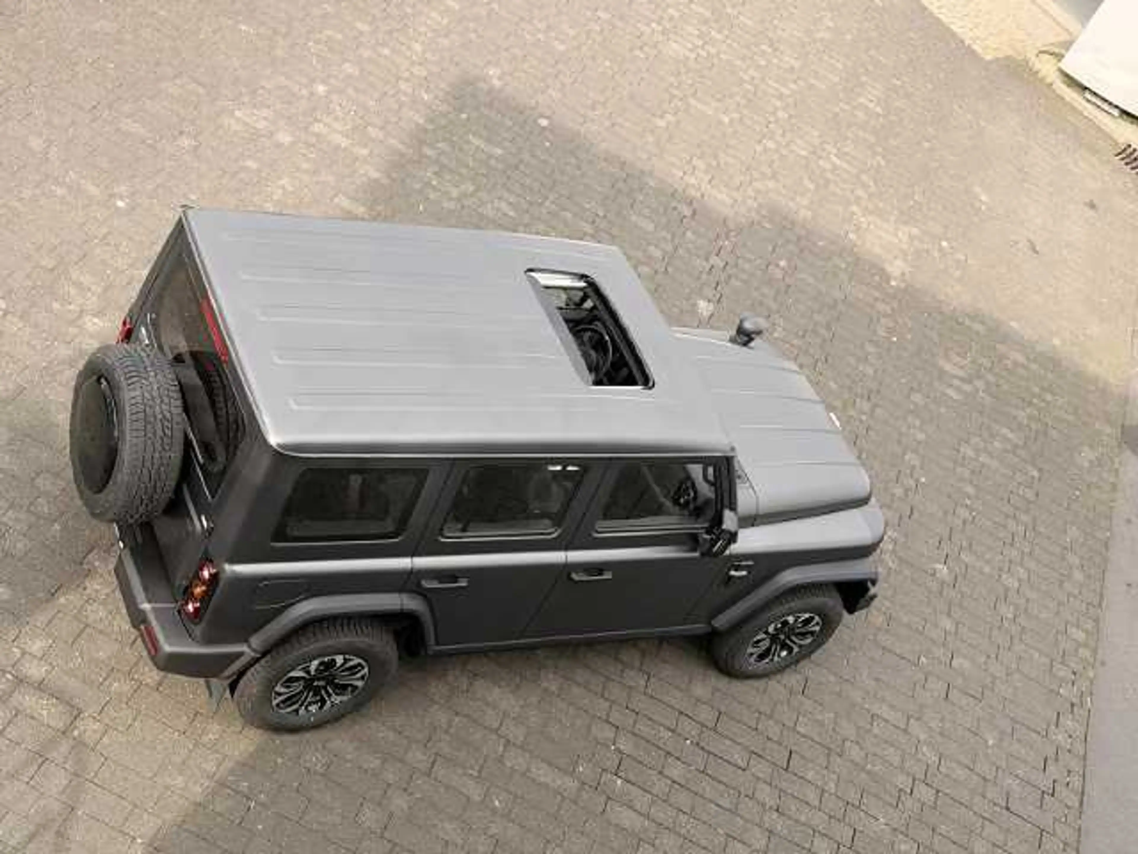 BAW 212 - 2,0 TCI 4 WD — photo 4