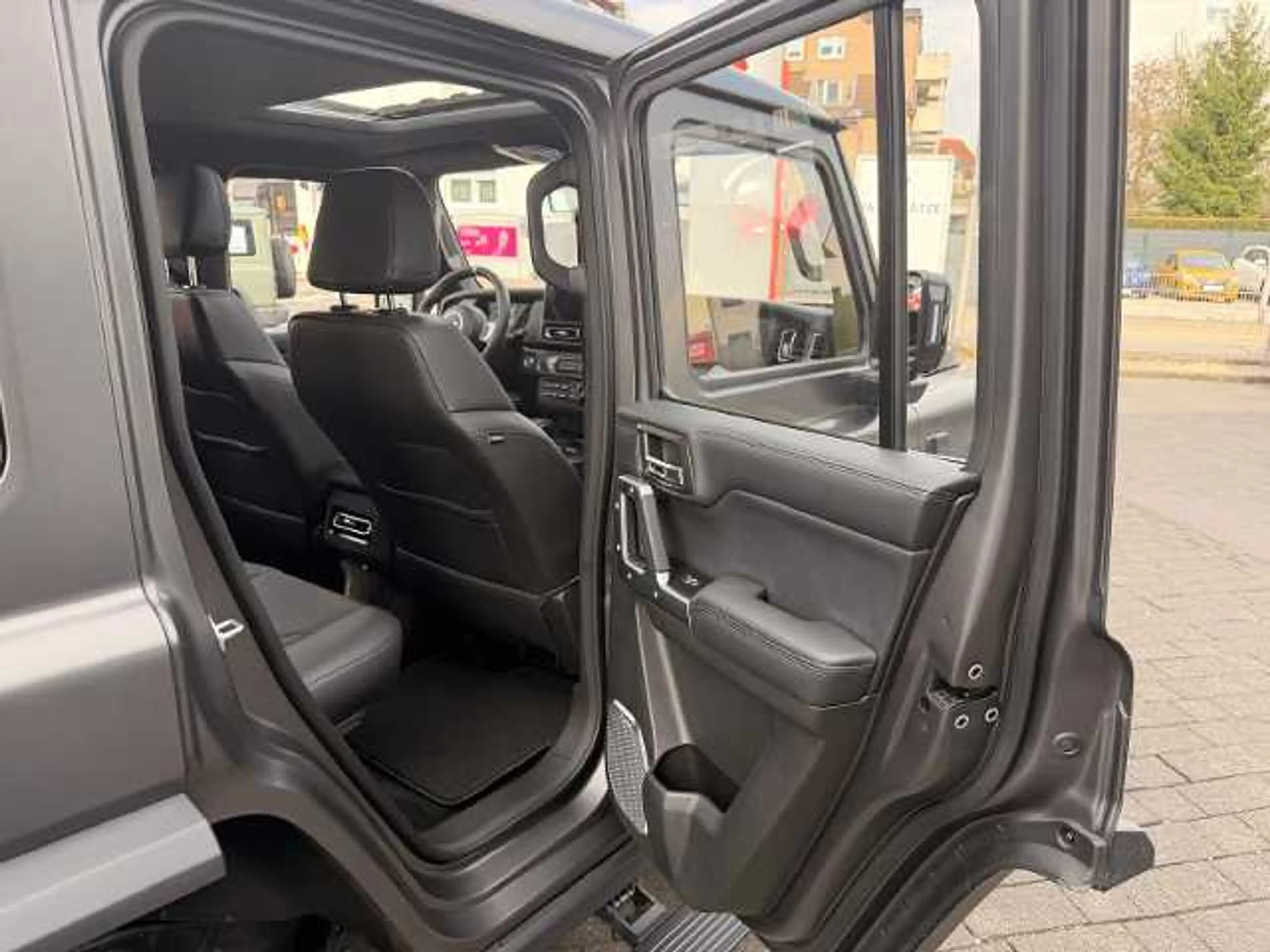 BAW 212 - 2,0 TCI 4 WD — photo 10