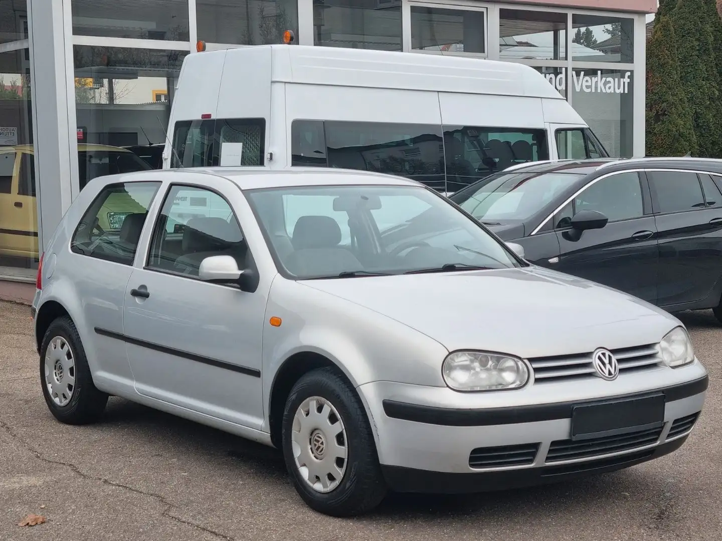 Volkswagen Golf 1.6*KLIMA*TÜV* Silber - 2