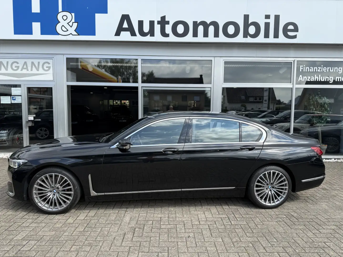 BMW 730 Top Ausstattung! Zwart - 1