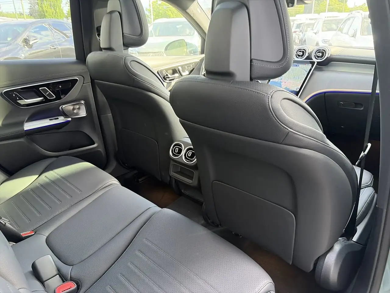 Mercedes-Benz GLC снимка Mercedes-Benz GLC