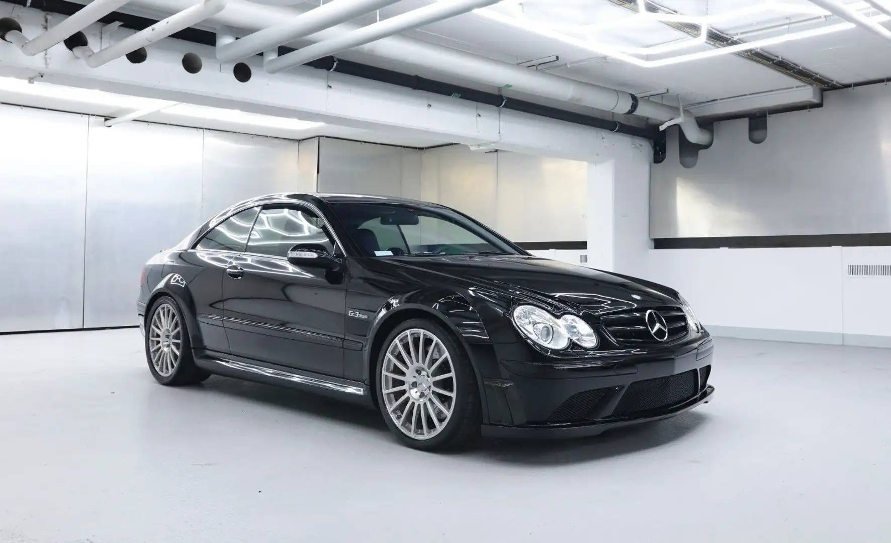 Mercedes-Benz CLK 63 AMG Black Series unfallfrei Service neu Schwarz - 1