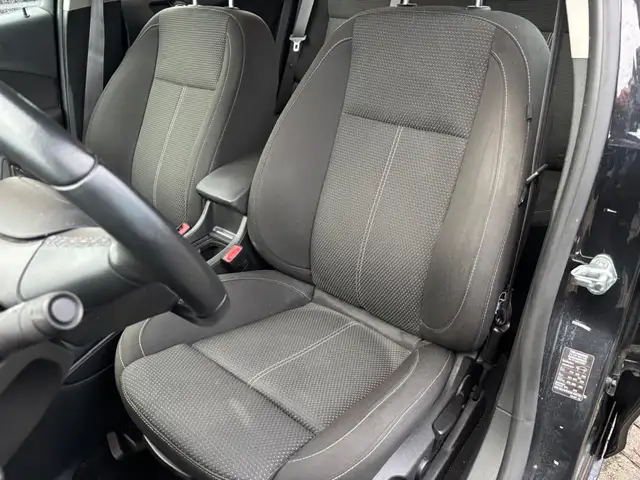 Opel Astra view 14