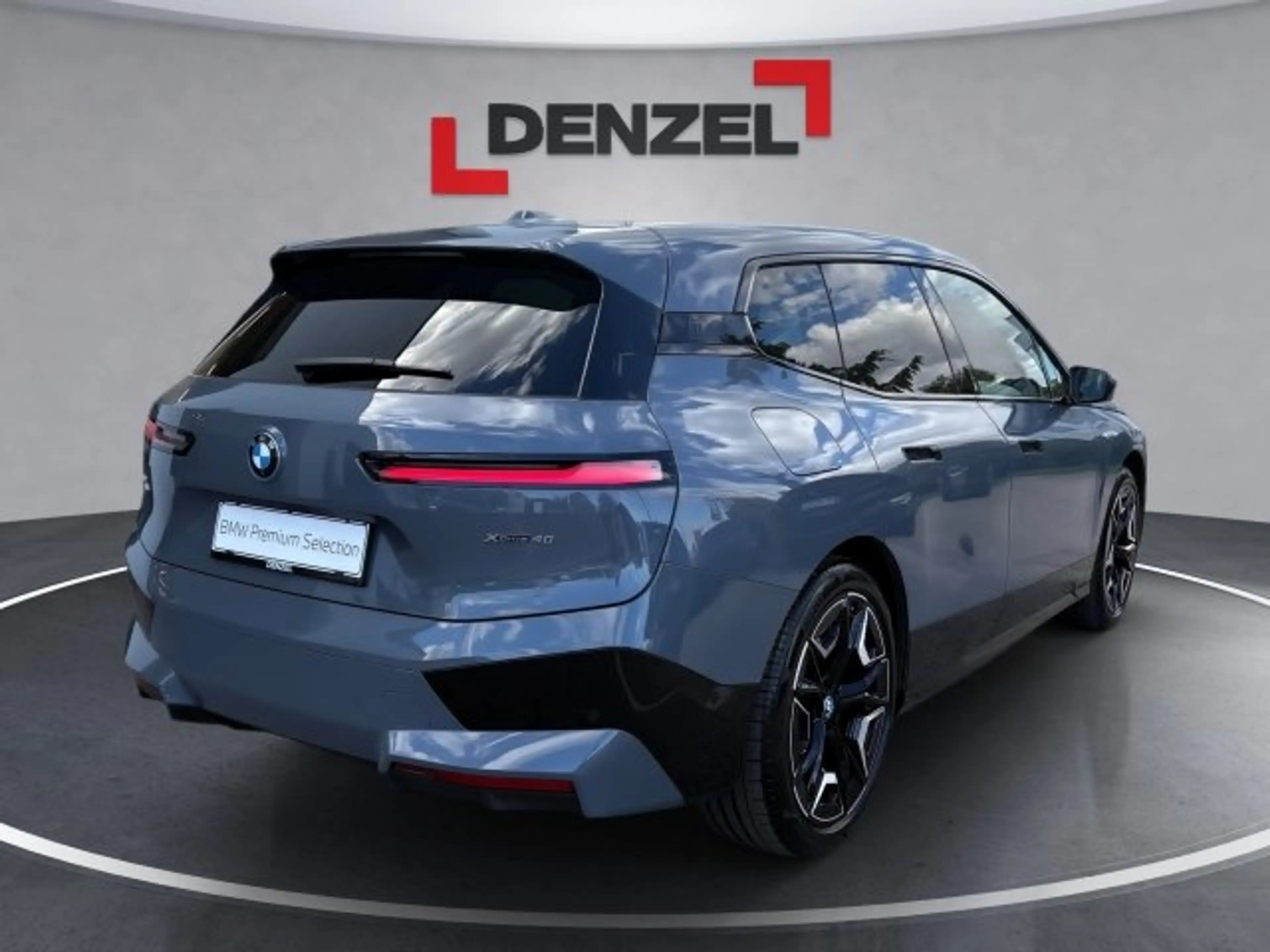 BMW iX xDrive40 I20 XE2 — photo 12