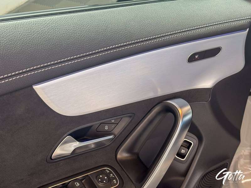Photo du véhicule Mercedes-Benz CLA 180
