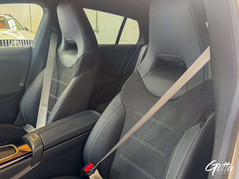 Photo du véhicule Mercedes-Benz CLA 180