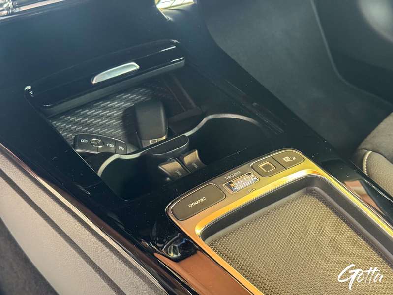 Photo du véhicule Mercedes-Benz CLA 180