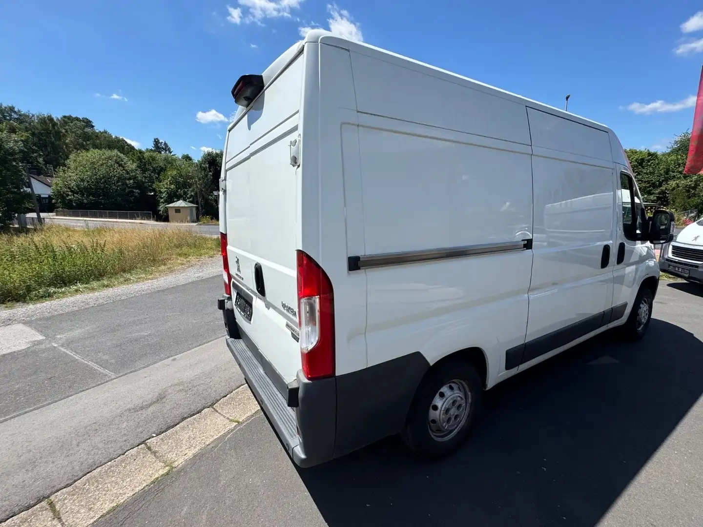 Peugeot Boxer Kasten Hochraum 335 L2H2 Pro Avantage Plus Wit - 2