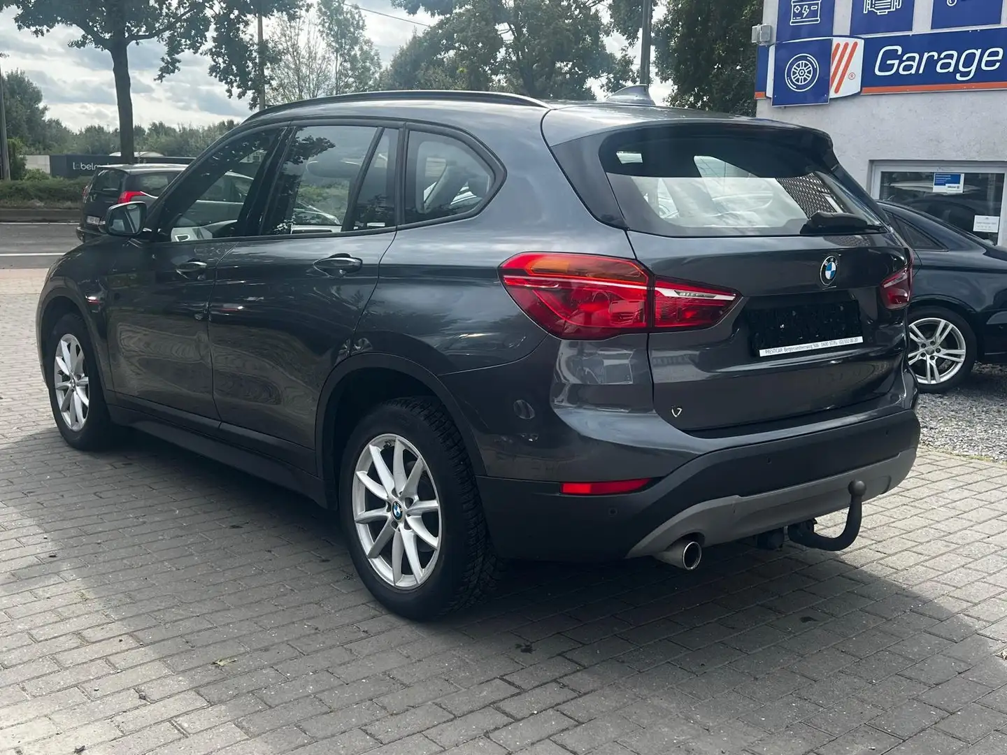 BMW X1 X1 sDrive18 Auto/Navi/PDC Argento - 2