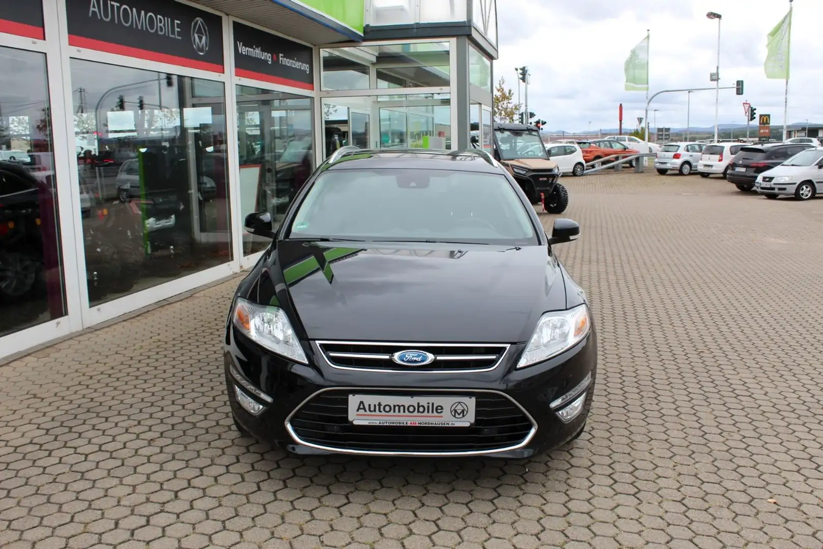 Ford Mondeo Turnier Business Edition,AHK,NAVI,TÜV,SHZ Schwarz - 2