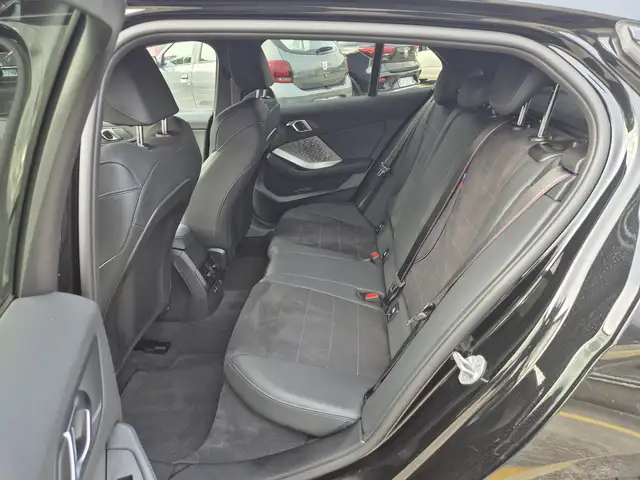BMW 1 Series view 7