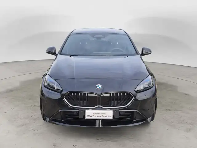 BMW 1 Series view 2