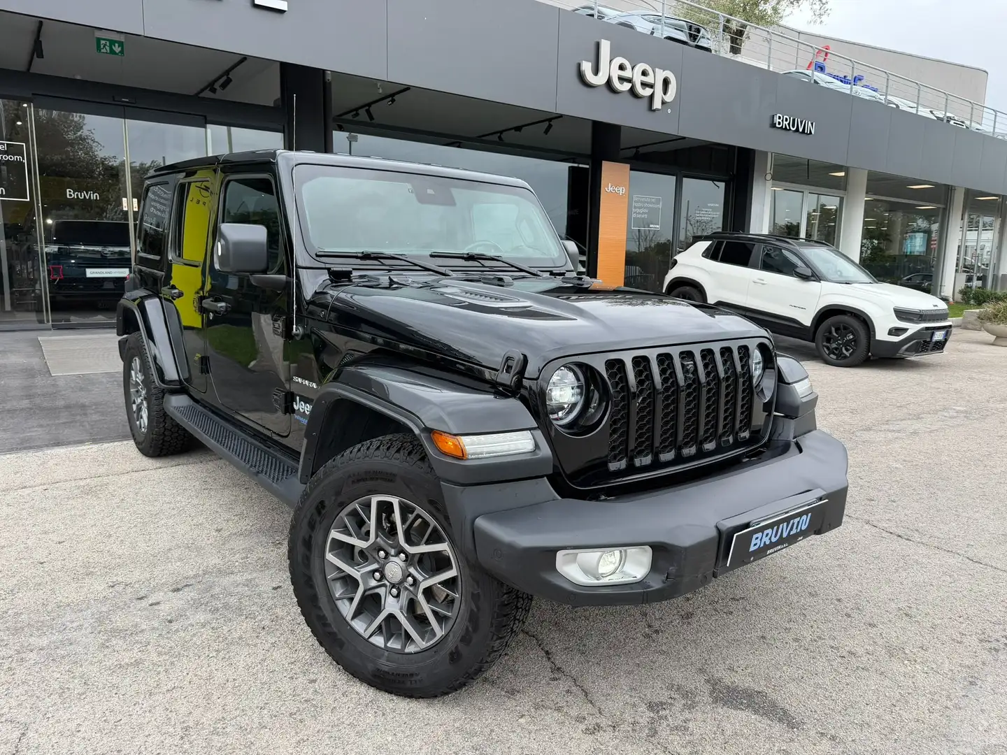Jeep Wrangler Wrangler 4xe Unlimited 2.0 atx phev Sahara Nero - 1