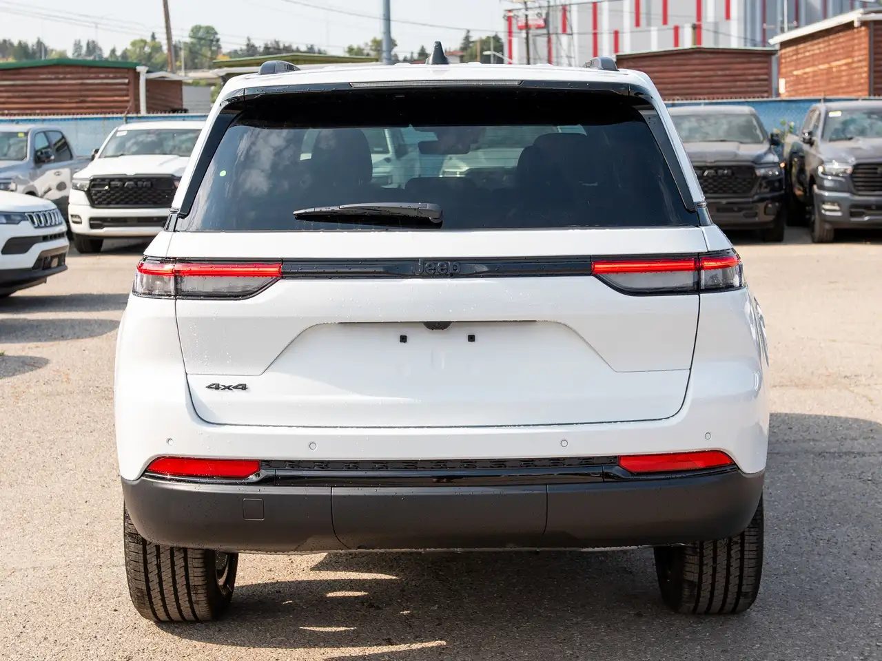 Jeep Grand Cherokee снимка Jeep Grand Cherokee