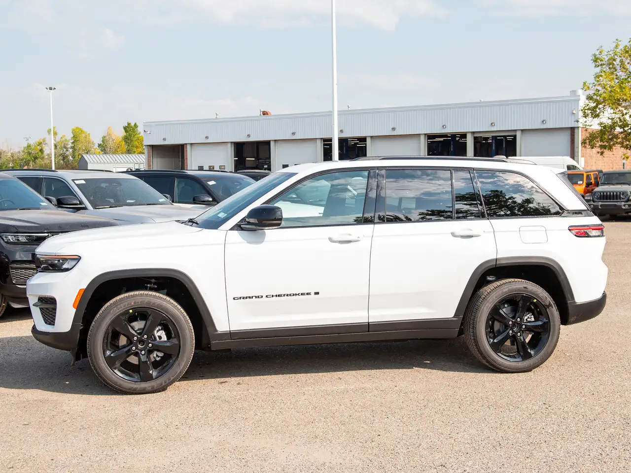 Jeep Grand Cherokee снимка Jeep Grand Cherokee