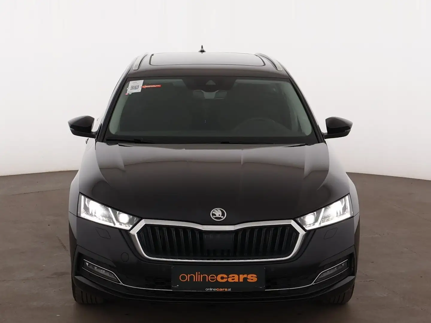 Skoda Octavia Combi 2.0 TDI Style Aut MATRIX RADAR NAVI Schwarz - 2