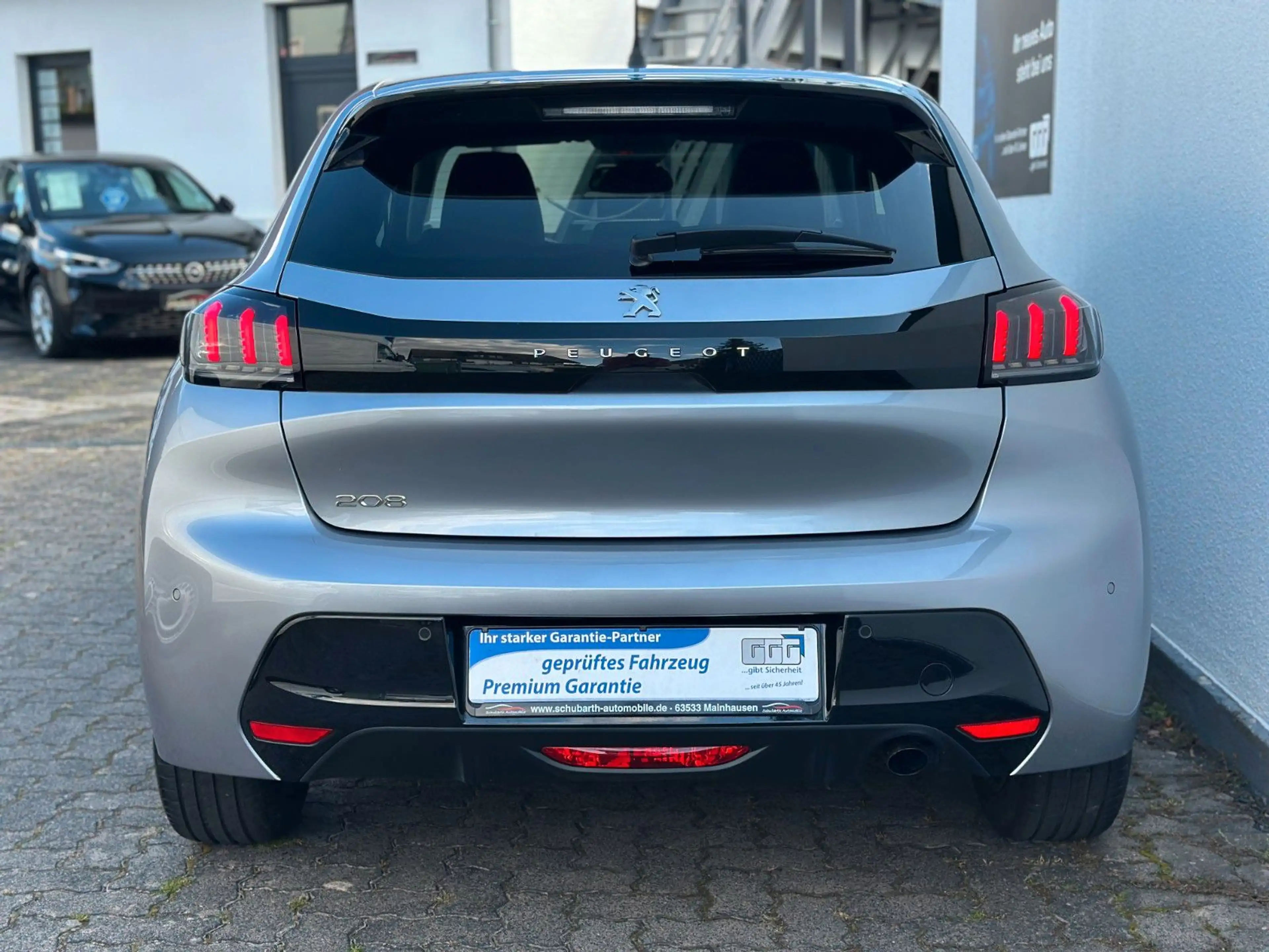 Peugeot 208 Allure 1,5 HDi E6D LED Navi Shzg Tempo PDC — photo 13