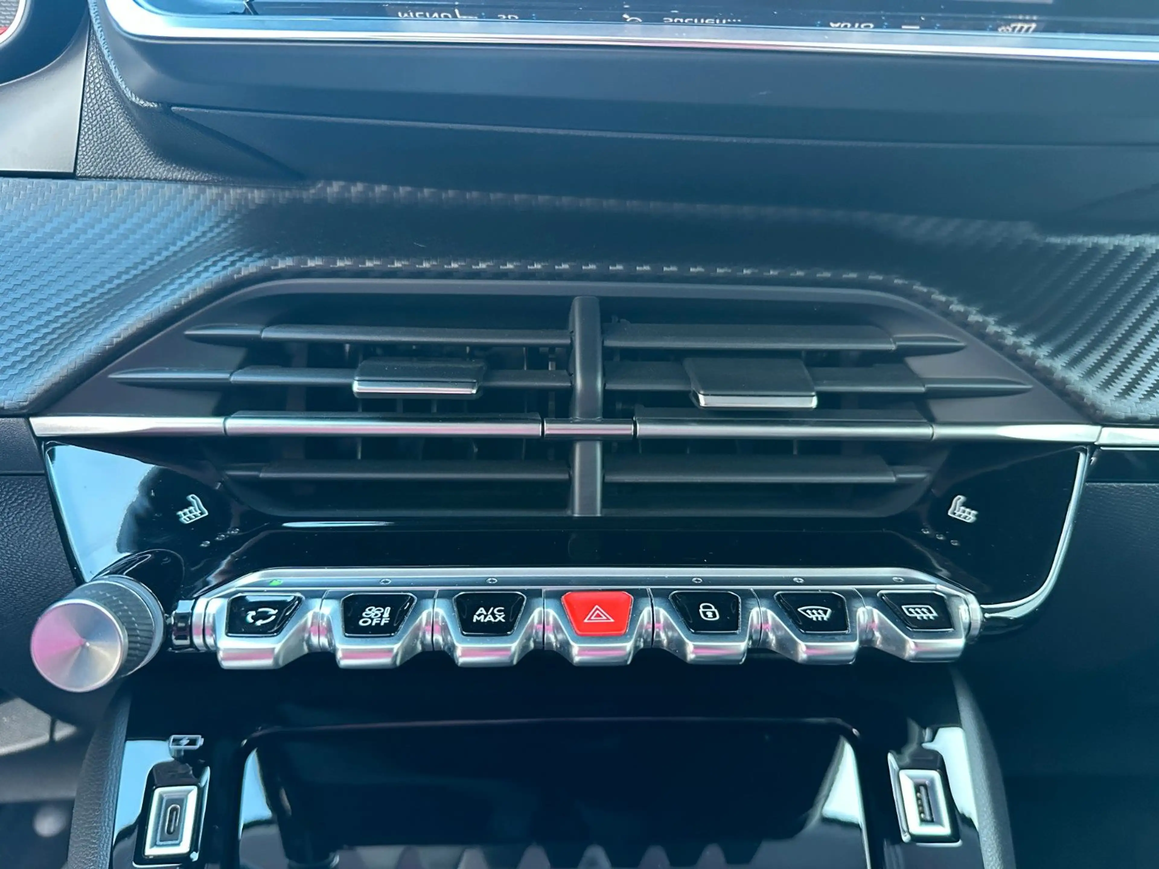 Peugeot 208 Allure 1,5 HDi E6D LED Navi Shzg Tempo PDC — photo 7