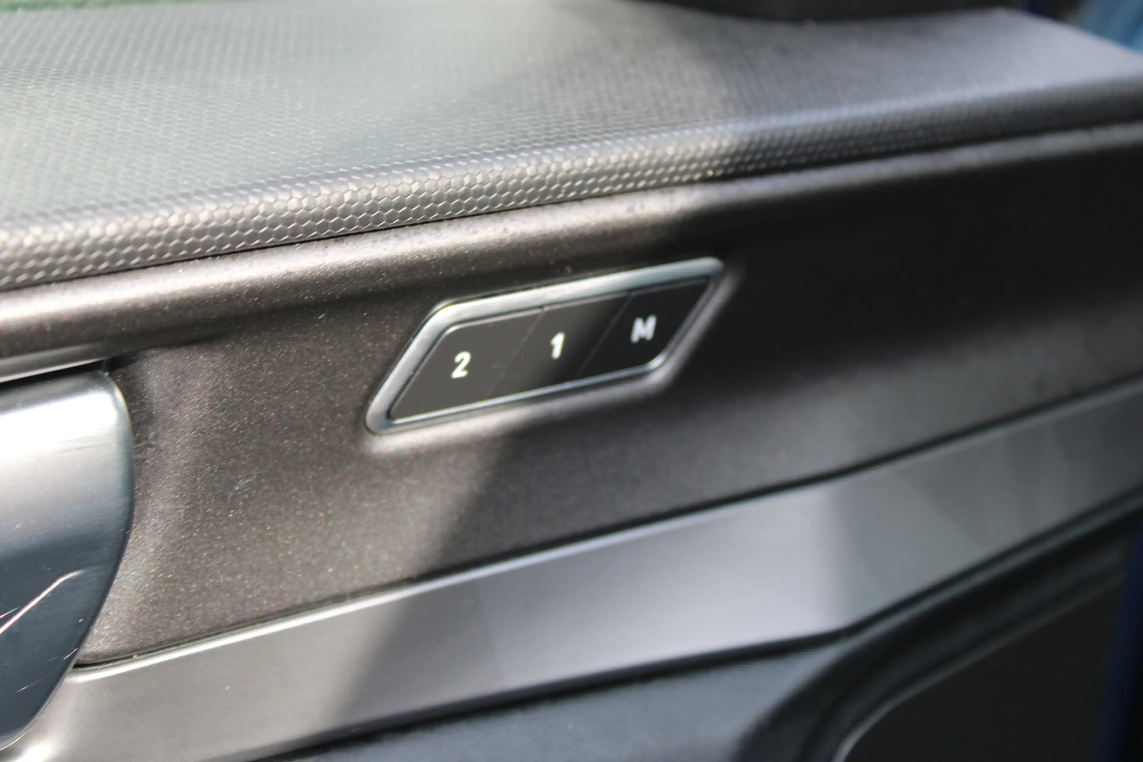 Lynk & Co 01 1.5//Panoramadak//Carplay//Memory!! — photo 9