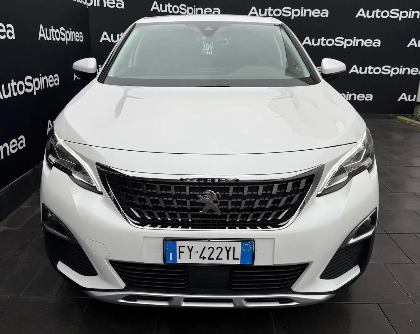 Peugeot 3008 PureTech Turbo 130 EAT8 S&S Allure + GPL Weiß - 2